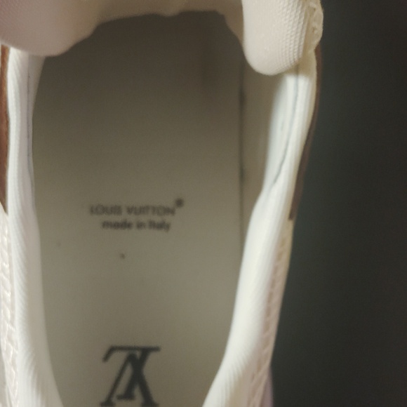 Louis Vuitton sneakers - Picture 3 of 5